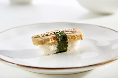 Restoranda nefis Asya menü