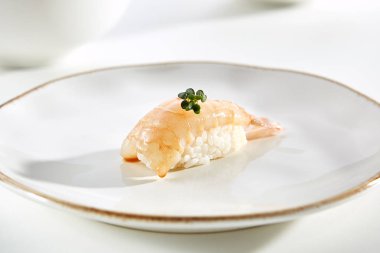 Restoranda nefis Asya menü