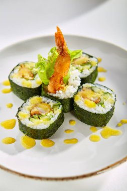 Restoranda nefis Asya menü