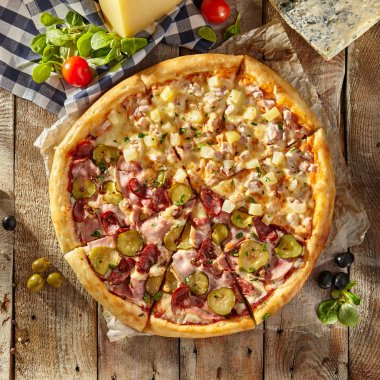 güzel taze pizza
