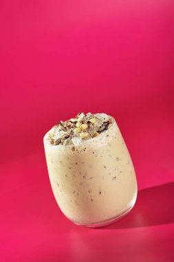 Fındık ve Muz Smoothie