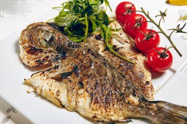 Somon Steak ve ızgara Dorado