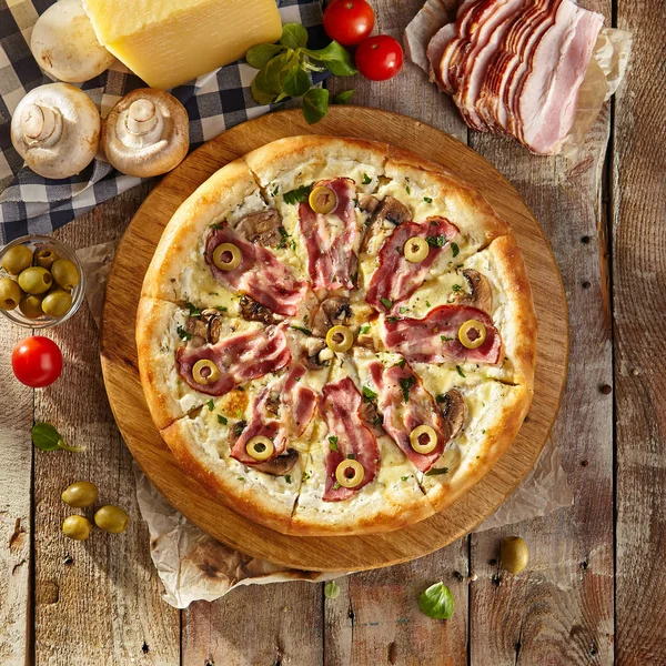 güzel taze pizza