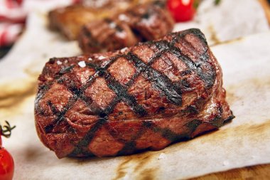 Sığır eti biftek yemek