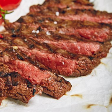 Barbekü sığır eti biftek