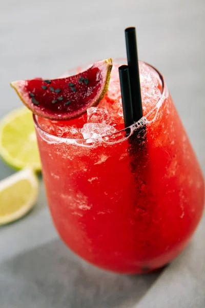 Strawberry Cocktail over Gray — Stock Photo, Image