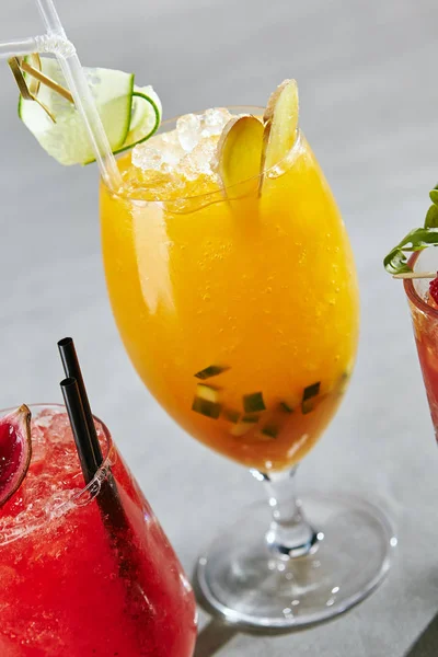 Tropical passionfruit cocktail — Stock Photo, Image