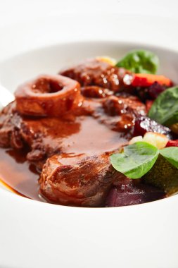 Ossobuco lezzetli yemek.