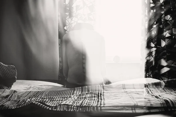 Işık depresif kadın — Stok fotoğraf