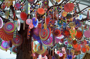 Resorts Dünya Sentosa ağacı modelinde asılı şeker modeli