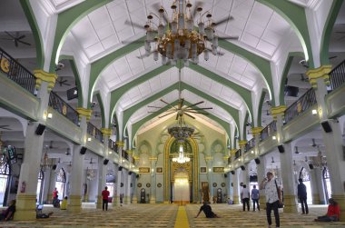 Sultan Camii Singapur içinde