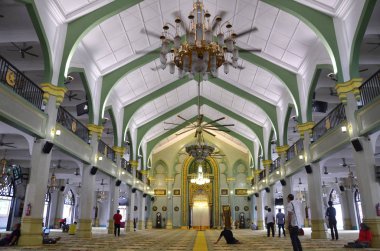 Sultan Camii Singapur içinde