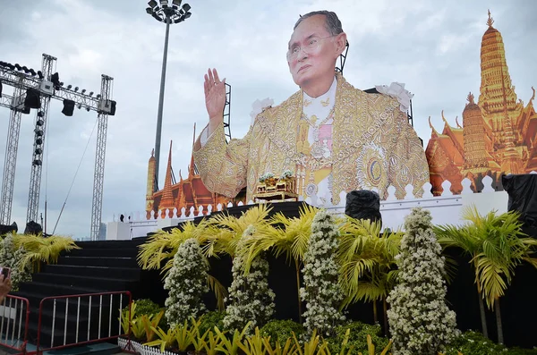 Memorial to the deceased King Bhumibol Adulyadej — Stock Photo, Image