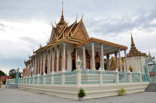 Slottet i Phnom Penh i Kambodsja – stockfoto