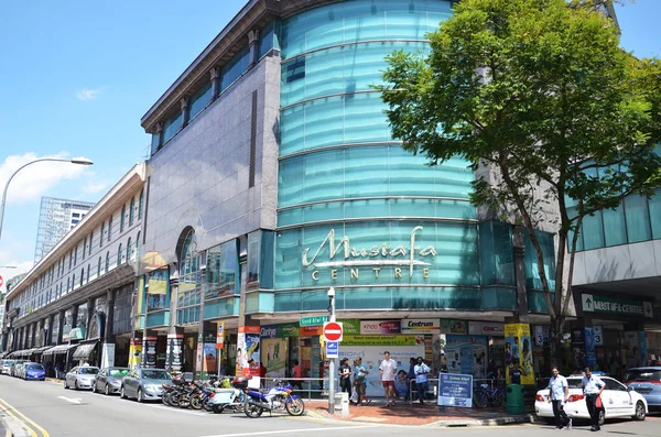 Centre Mustafa à Little India à Singapour — Photo