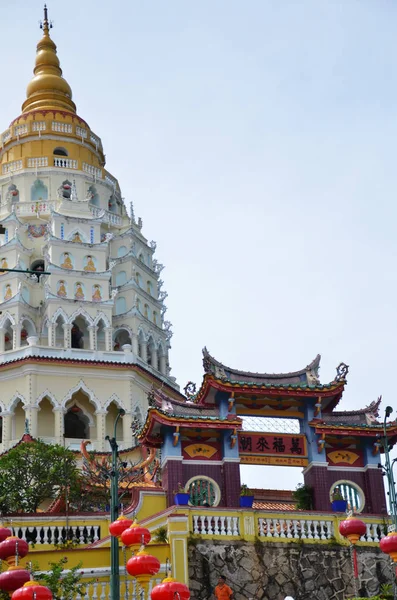 Buddhist temple Kek Lok Si in Penang — Stock Photo, Image