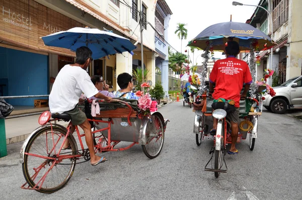 Conductor tradicional de rickshaw en Penang, Malasia —  Fotos de Stock