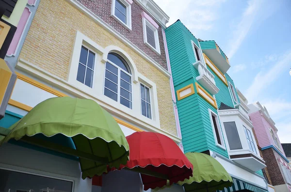 Yeni geliştirilmiş Kampar Perak evinde renkli Dükkanı