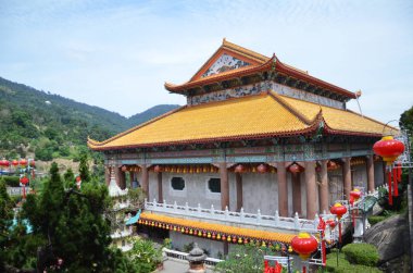 Penang tapınakta kek Lok Si 