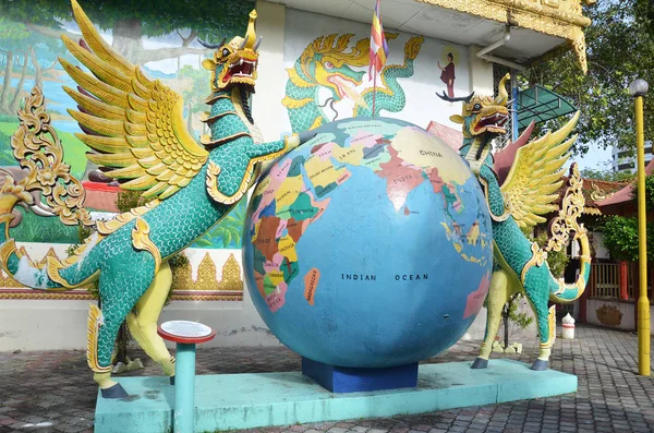 Templo birmanês popular em Penang, Malásia — Fotografia de Stock