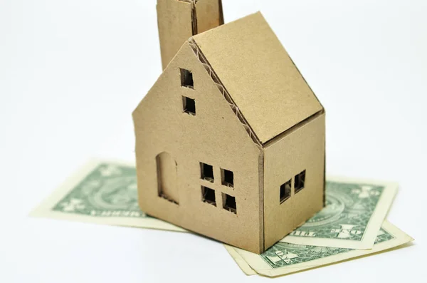 Modelo de casa de papel e dinheiro — Fotografia de Stock