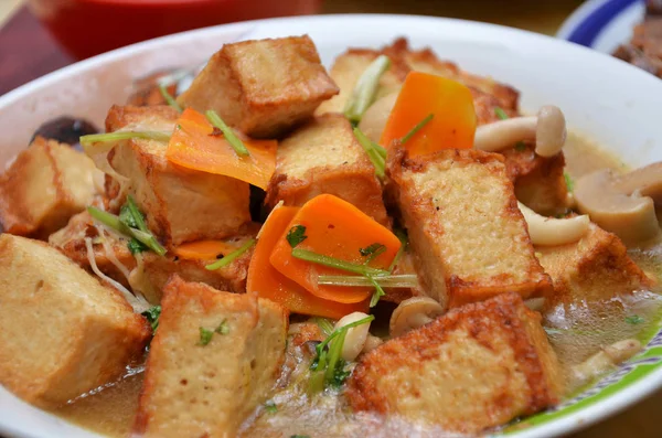 Vegetariánské tofu a Míchaný zeleninový — Stock fotografie