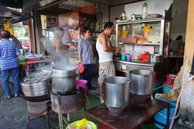 Penang, Malezya onun şehriye ahır ile sokak satıcısı.