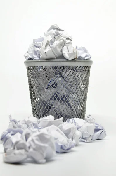 Garbage bin with paper waste — Stock Photo, Image