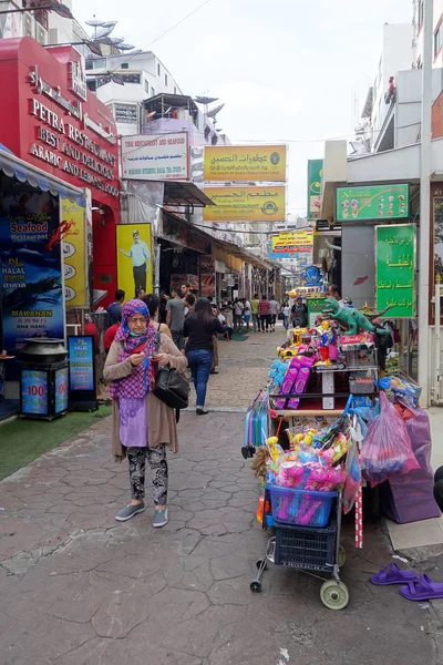 Malé ulice podél ulice Sukhumvit, Bangkok — Stock fotografie