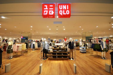 Kota Kinabalu içinde bulunan Uniqlo deposunu