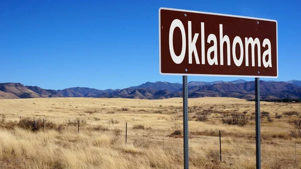 Оклахома коричневий дорожній знак — стокове фото