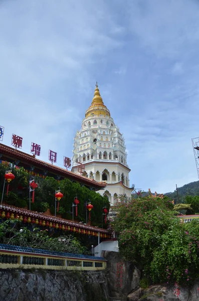 Buddhist temple Kek Lok Si in Penang — Stock Photo, Image