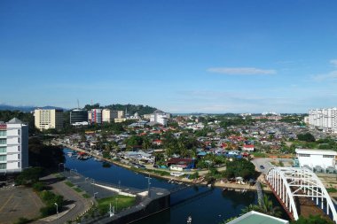 Bir Kota Kinabalu havadan görünümü