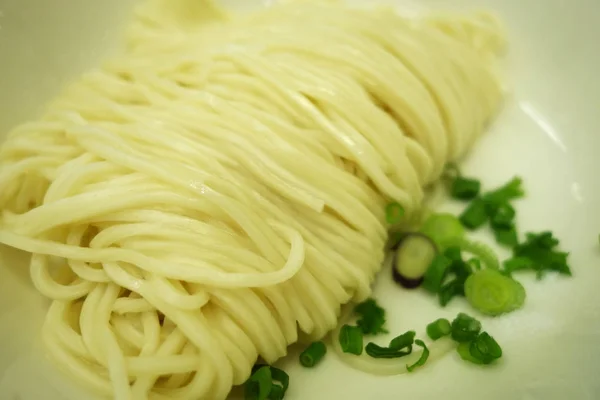 Zuppa di noodle di pollo nel ristorante Din Tai Fung — Foto Stock