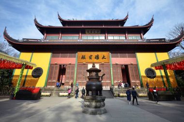 Beuatiful Mimarlık antik Budist tapınağı, Lingyin sıcaklığı