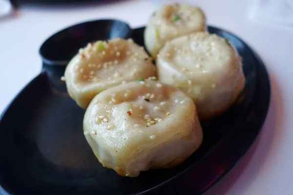 上海煎猪肉饺子 — 图库照片