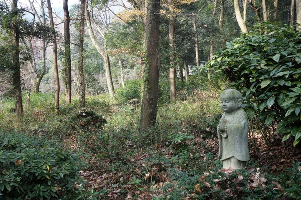 Estatua de un pequeño y lindo Buda — Foto de Stock