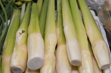 Tatlı su bambu satılan ateş 