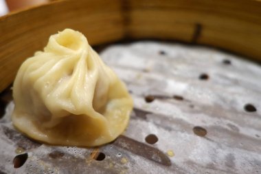 Geleneksel çorba dumpling Xiao uzun Bao