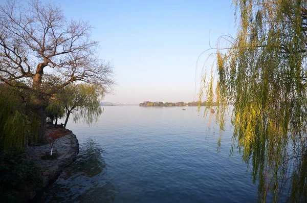 Batı Gölü Hangzhou, Çin için peyzaj — Stok fotoğraf