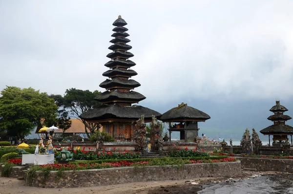 Pura ulun danu ναός στο Μπαλί, Ινδονησία — Φωτογραφία Αρχείου