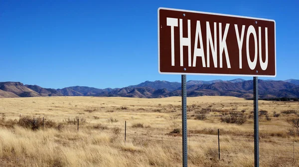 Thank you word on road sign — Stock Photo, Image