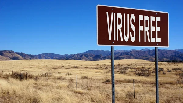 Palabra libre de virus en la señal de tráfico — Foto de Stock