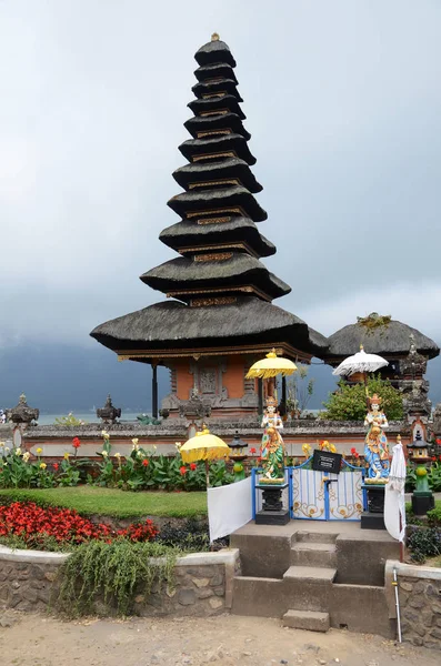 印度尼西亚巴里的pura ulun danu寺庙 — 图库照片