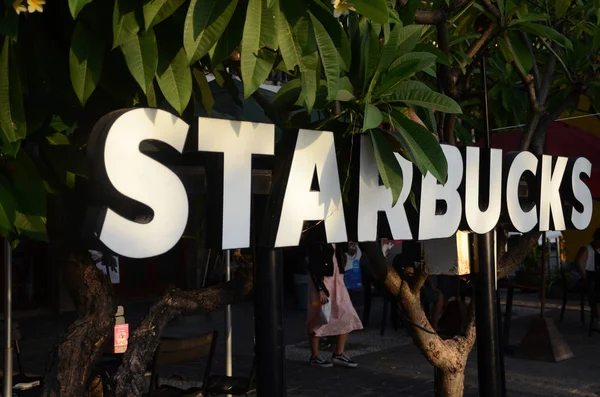 Restaurante Tarbucks en Kuta, isla de Bali —  Fotos de Stock