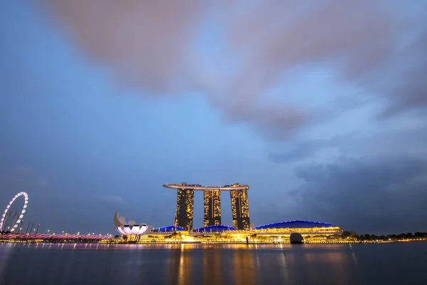 Marina Bay Sands complesso a Singapore — Foto Stock