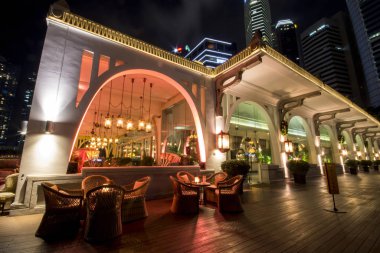 Singapur Fullerton Körfezi Oteli Geceleri