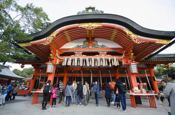 Visita turística al Santuario de Fushimi Inari en Kyoto Japón —  Fotos de Stock