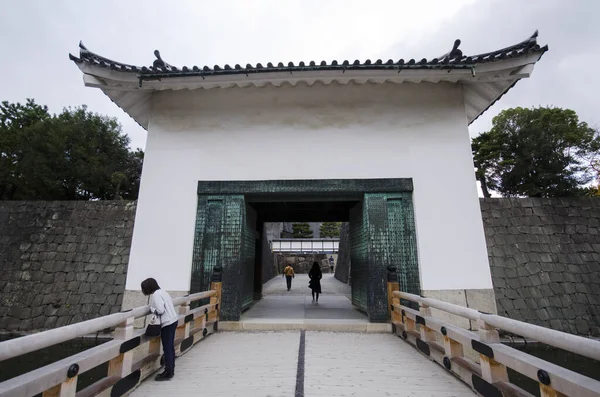 Portão antigo do castelo dentro do Castelo de Nijo em Kyoto, Japão — Fotografia de Stock