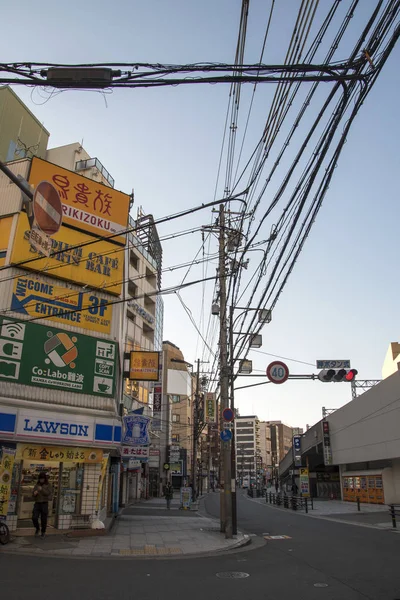 Tranquilla strada del Giappone al mattino a Osaka — Foto Stock